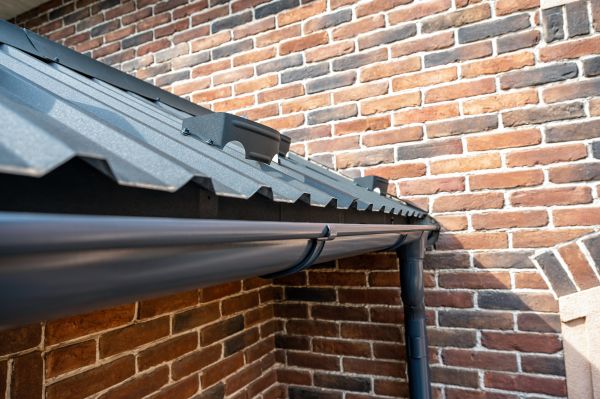 Brick Veneer Siding Installation in Macomb