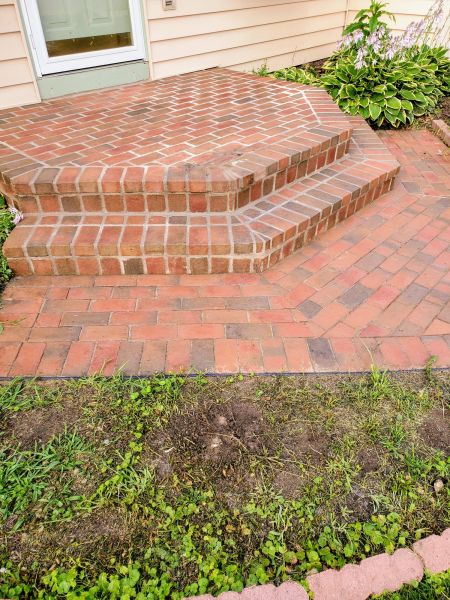 Brick Stoop Repair in Macomb